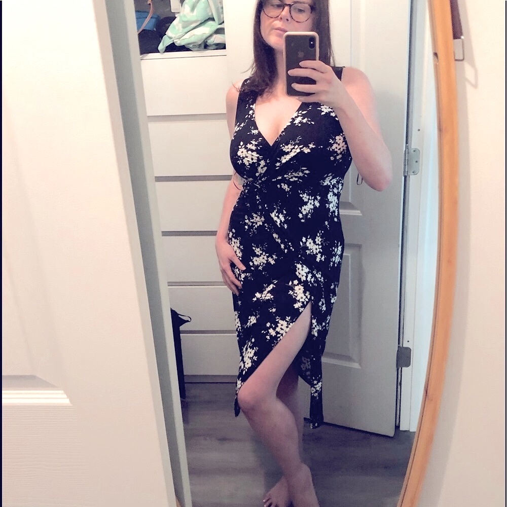 NWT- Nine Britton Faux Wrap Midi Dress